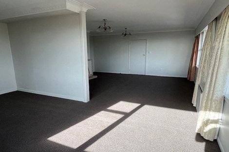 Photo of property in 105 Bleakhouse Road, Howick, Auckland, 2014