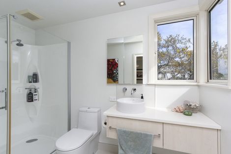 Photo of property in 32 Barrett Street, Westown, New Plymouth, 4310