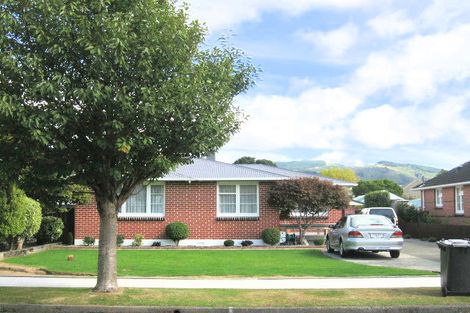 Photo of property in 12 Kelly Grove, Elderslea, Upper Hutt, 5018