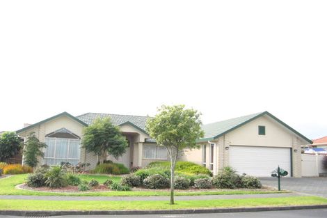 Photo of property in 3 Castlehill Court, Wattle Downs, Auckland, 2103