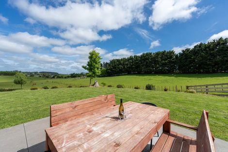 Photo of property in 29 Vogel Street, Halcombe, Feilding, 4779