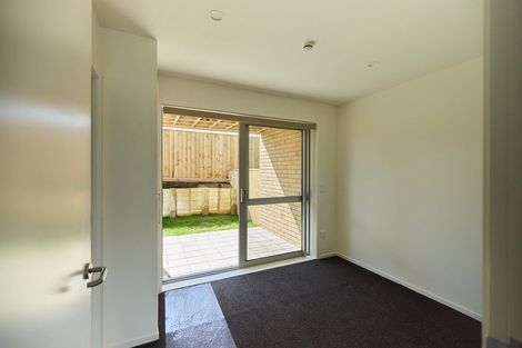 Photo of property in 28 Te Puketoka Lane, Mangere, Auckland, 2022