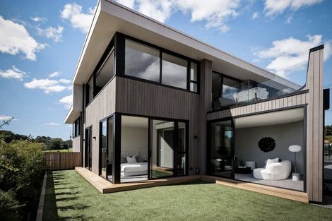 Photo of property in 69 West End Road, Westmere, Auckland, 1022
