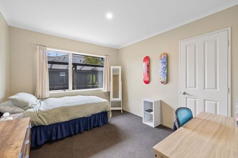 Photo of property in 11 Tawa Place, Parklands, Christchurch, 8083