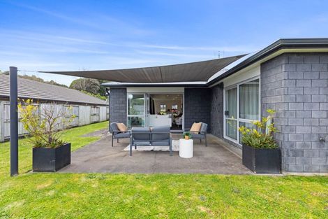 Photo of property in 10 Rochfort Crescent, Pyes Pa, Tauranga, 3112
