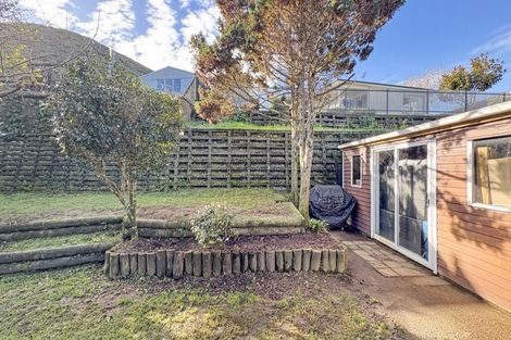 Photo of property in 69b Hartford Crescent, Totara Park, Upper Hutt, 5018