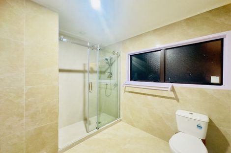 Photo of property in 4/31 Aeronautic Road, Takanini, 2112