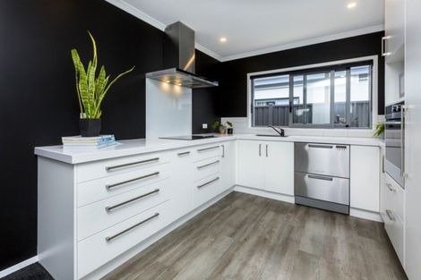 Photo of property in 9 Pattullo Crescent, Wallaceville, Upper Hutt, 5018