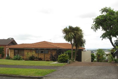 Photo of property in 4 Dunolly Place, Pukekohe, 2120
