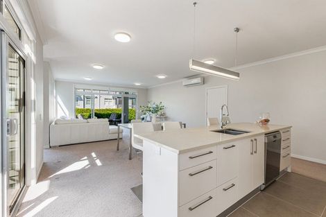 Photo of property in 10 Plantation Terrace, Orewa, 0931