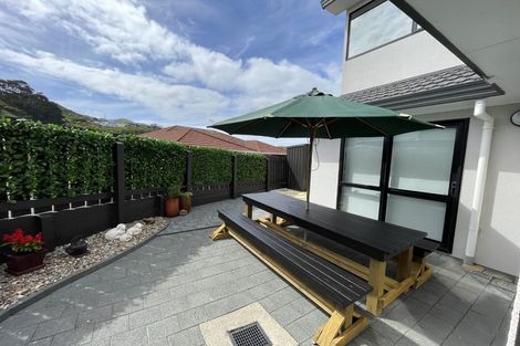 Photo of property in 74 Abilene Crescent, Churton Park, Wellington, 6037