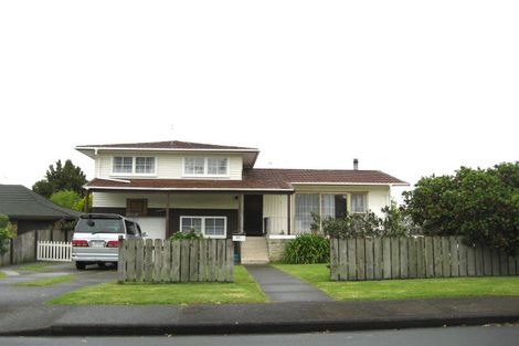 Photo of property in 96 Chichester Drive, Rosehill, Papakura, 2113