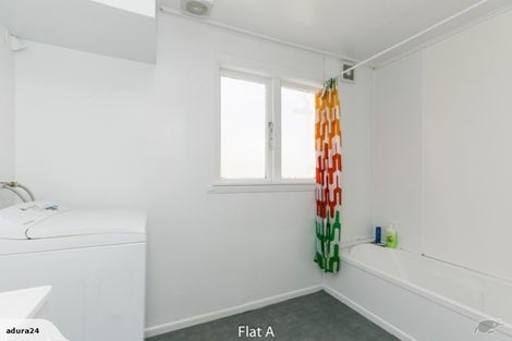 Photo of property in 212 Rintoul Street, Berhampore, Wellington, 6023