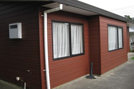 Photo of property in 35a Broderick Road, Johnsonville, Wellington, 6037