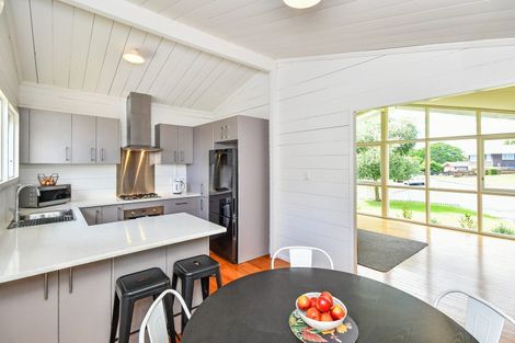 Photo of property in 39 Fairview Avenue, Opaheke, Papakura, 2113