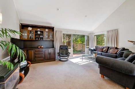 Photo of property in 5 Rifleman Rise, Unsworth Heights, Auckland, 0632