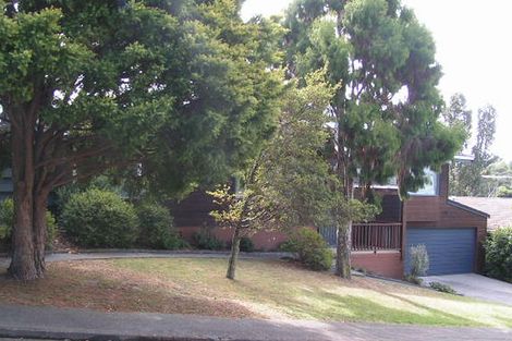 Photo of property in 8 Learmonth Avenue, Birkenhead, Auckland, 0626