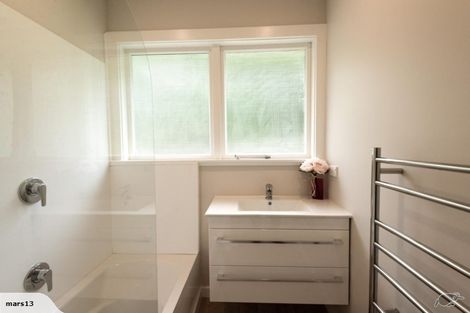 Photo of property in 11 Morgan Place, Tawa, Wellington, 5028