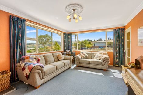 Photo of property in 17 Bell Crescent, Concord, Dunedin, 9018