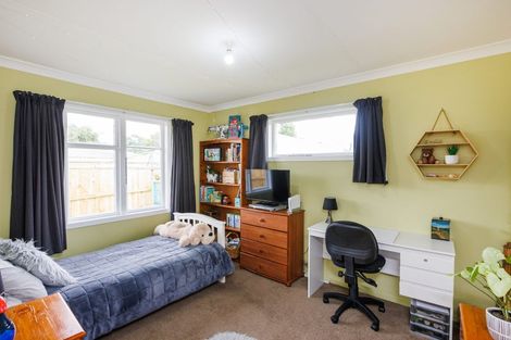 Photo of property in 18 Buick Crescent, Awapuni, Palmerston North, 4412