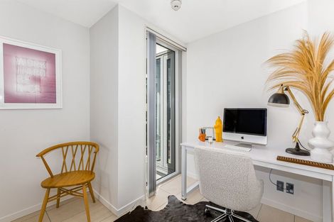 Photo of property in Piermont Apartments, 6f/82 Cable Street, Te Aro, Wellington, 6011