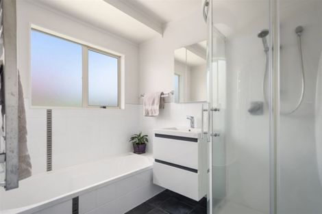 Photo of property in 36 Kane Road, Papamoa Beach, Papamoa, 3118