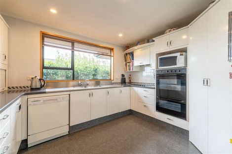 Photo of property in 325 Church Street, West End, Timaru, 7910