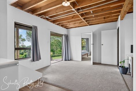 Photo of property in 71 Gorge Road, Maungaturoto, 0520