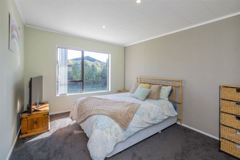 Photo of property in 4 Webb Avenue, Levin, 5510