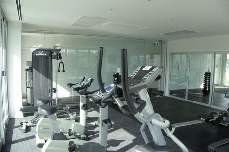 Photo of property in Sentinel Apartments, 1305/3 Northcroft Street, Takapuna, Auckland, 0622