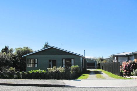 Photo of property in 68 Moorhouse Street, Ross, 7812