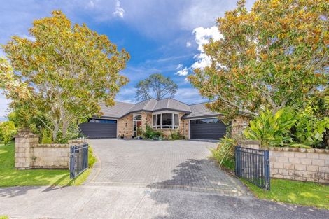 Photo of property in 44 Limousin Place, Grandview Heights, Hamilton, 3200