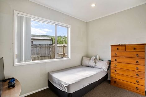 Photo of property in 25a Sikkim Crescent, Clover Park, Auckland, 2019