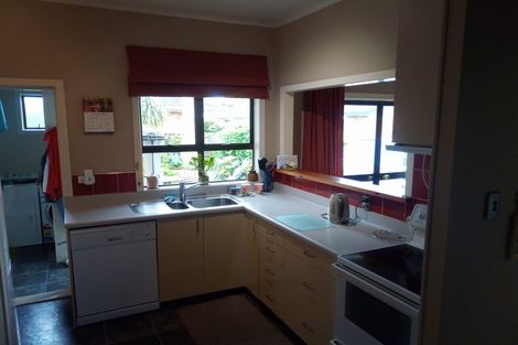 Photo of property in 77 Harris Street, Pukekohe, 2120