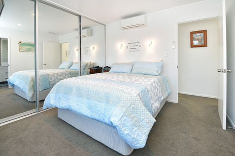 Photo of property in 10 Everard Avenue, Army Bay, Whangaparaoa, 0930