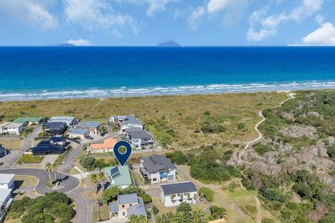 Photo of property in 130 Bream Bay Drive, Ruakaka, 0116