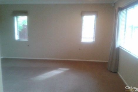 Photo of property in 9 Elwyn Close, Flat Bush, Auckland, 2016