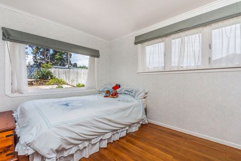 Photo of property in 29 Strid Road, Te Atatu South, Auckland, 0610