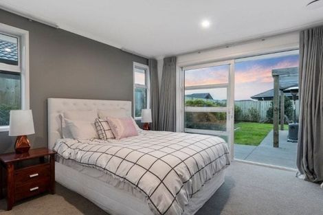 Photo of property in 278 Lakes Boulevard, Pyes Pa, Tauranga, 3112