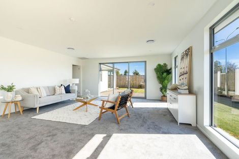 Photo of property in 39 Hanmer Crescent, Rangiora, 7400