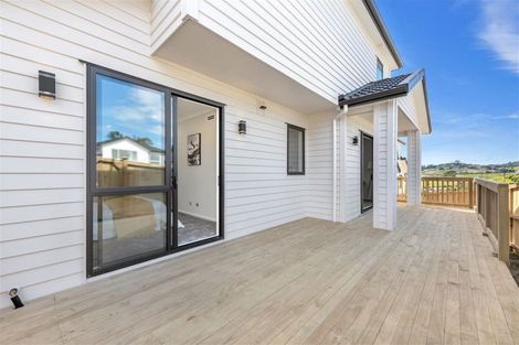 Photo of property in 4 Glann Lane, Flat Bush, Auckland, 2019