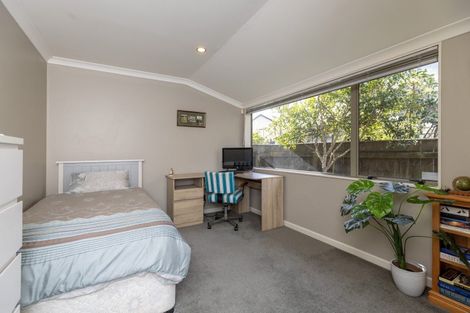 Photo of property in 7 Jade Lane, Paraparaumu, 5032