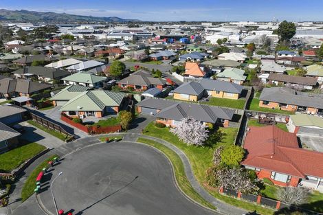 Photo of property in 28 Peebles Drive, Hei Hei, Christchurch, 8042