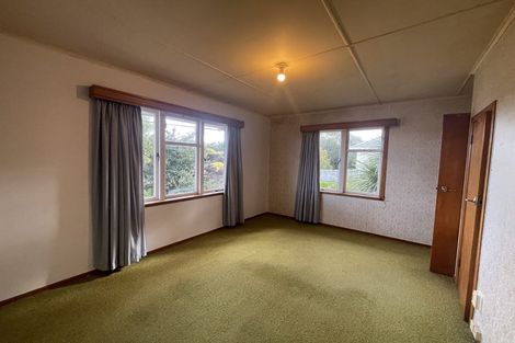 Photo of property in 8 Kohekohe Street, New Lynn, Auckland, 0600