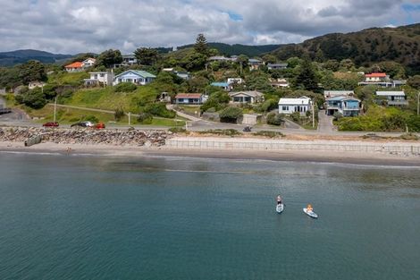 Photo of property in 20 Pingau Street, Paekakariki, 5034