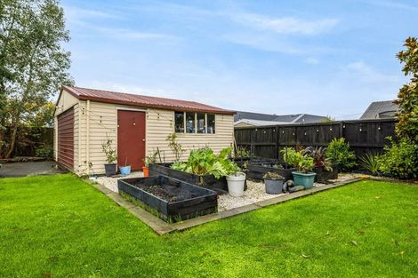 Photo of property in 212 Weston Road, St Albans, Christchurch, 8052
