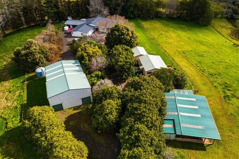 Photo of property in 298 Red Hills Road, Taupaki, Henderson, 0782