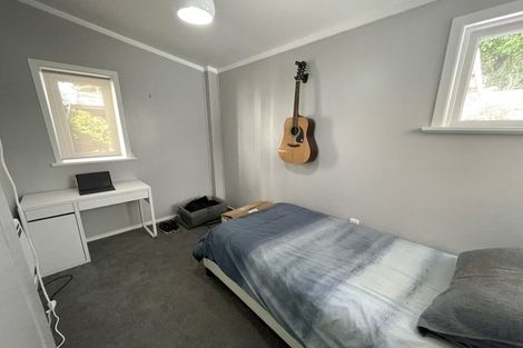 Photo of property in 26 Queens Drive, Kilbirnie, Wellington, 6022