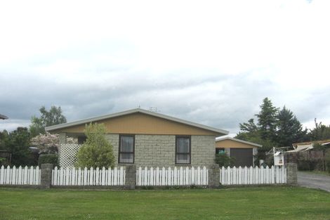 Photo of property in 27 Harewood Road, Oxford, 7430