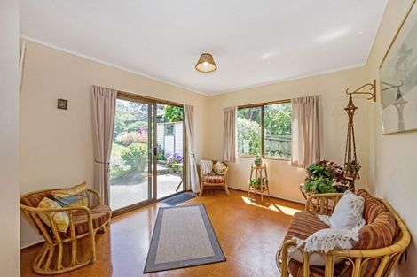 Photo of property in 906 Whangaparaoa Road, Manly, Whangaparaoa, 0930